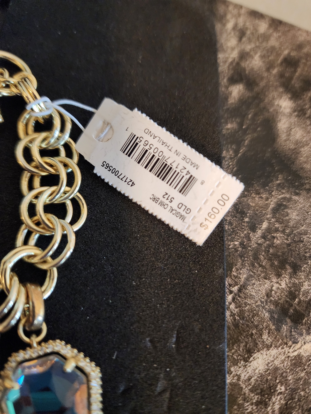 Kendra Scott Gold-Tone Unicorn Charm Bracelet with Aurora Crystal - Picture 7 of 8